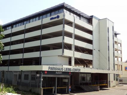 Parkhausstellplatz in Gießen Flutgraben Liebig-Center